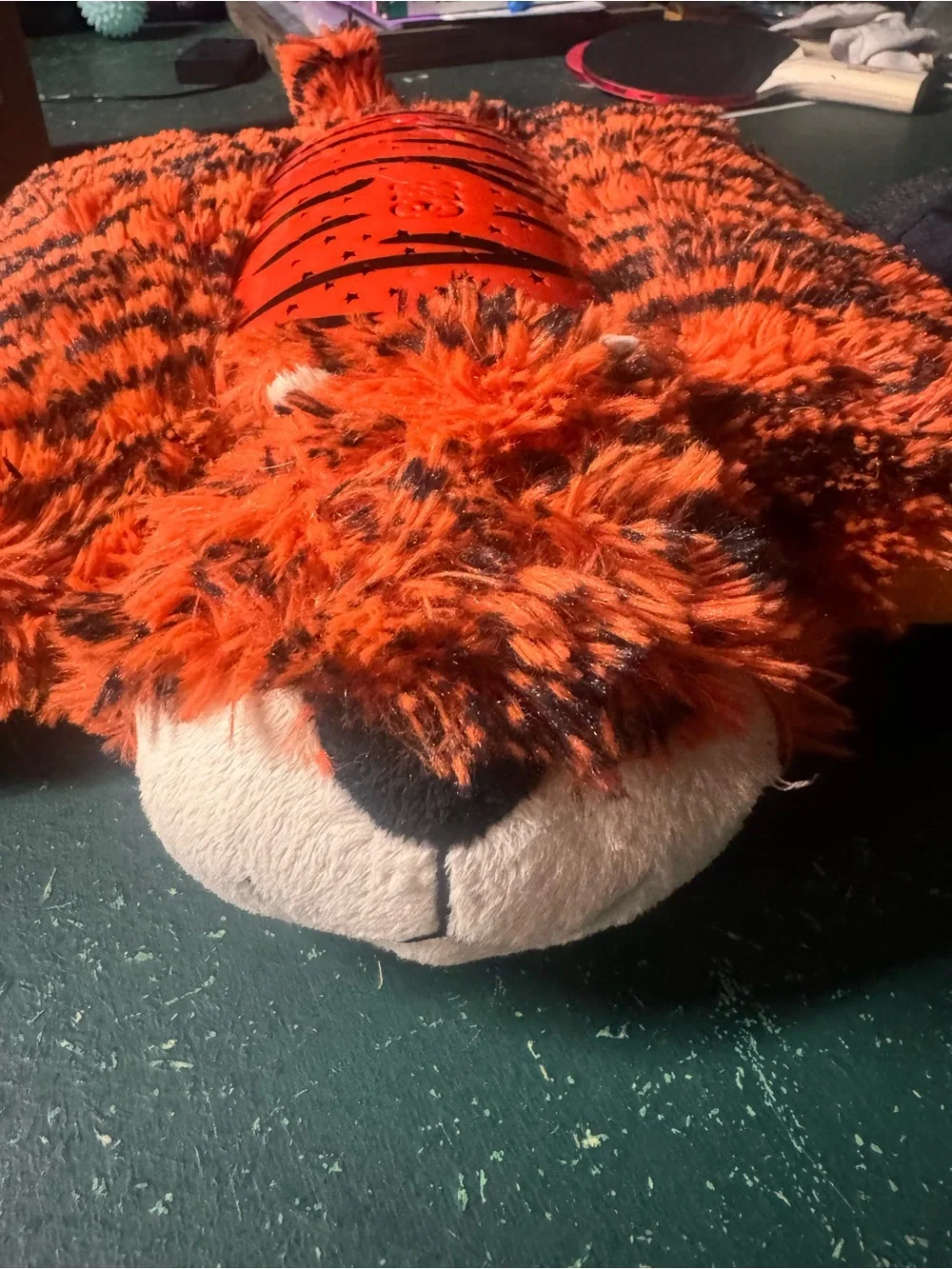 Dream Lites Pillow Pets Tiger and Penguin - tested - pre owned